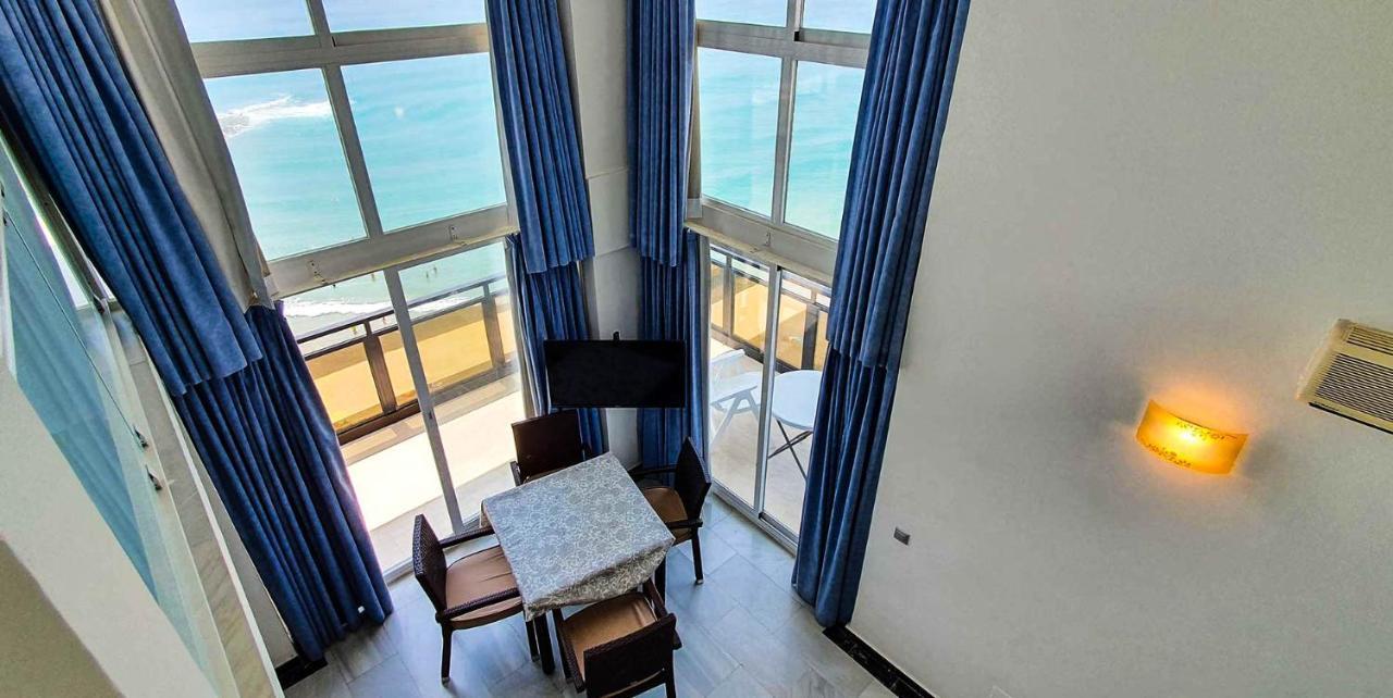 Skol 715. Spectacular Corner Duplex Apartment In 马尔韦利亚 外观 照片